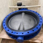 What is the most reliable type of butterfly valve to use in a water cooling system?